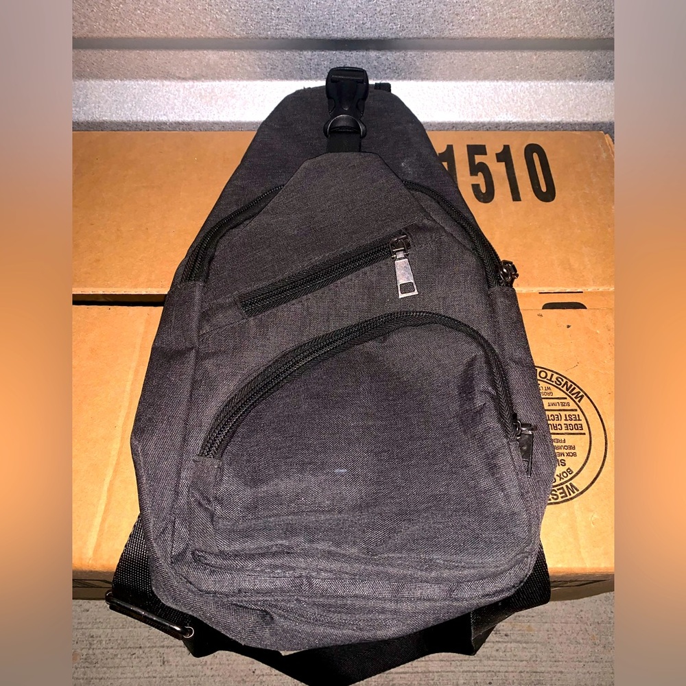 Crossbody back pack